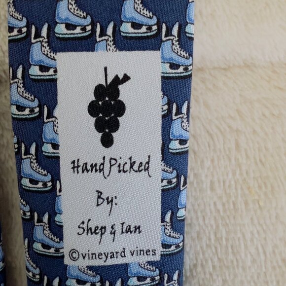 Vineyard Vines Ice Skates Silk Tie Navy Blue Handpicked By Shep & Ian 3.5" Width - Picture 3 of 6